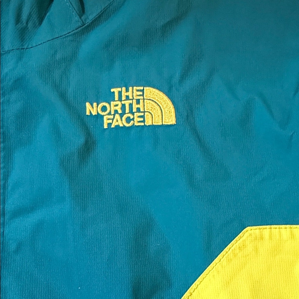 The North Face Kids Teal and Lime Coat - Picture 2 of 4